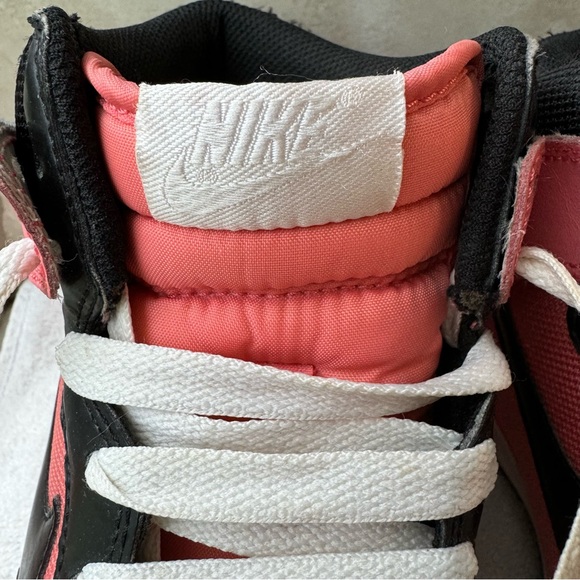 Nike Dunk High Bright Peach Black Sneakers Women’s Size 8.5 - Picture 9 of 9